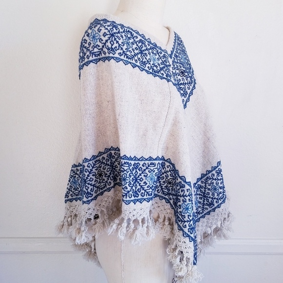 RARE Bohemian Floral embroidered woven Pon… - Picture 3 of 4